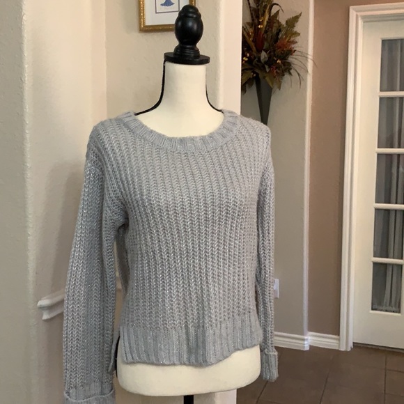 No Boundaries gray and silver metallic thread cropped pullover sweater Size M - Picture 1 of 16